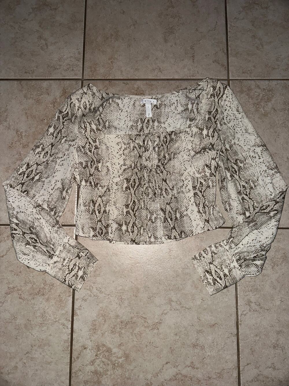 Leith Snake Print Lace Up Long Sleeve Crop Top Beige Brown Women’s Small